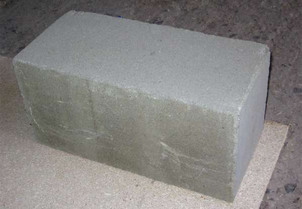 Размер бетонного блока для фундамента и стен - фото