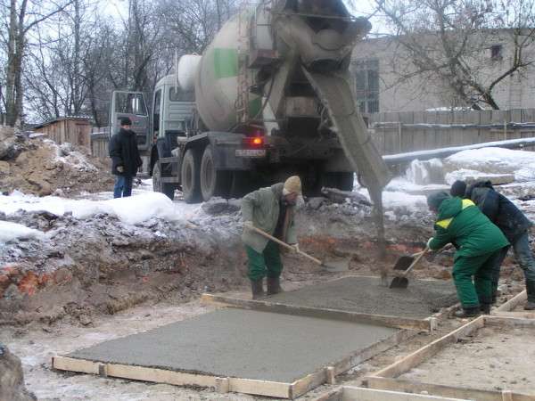 Минимальная температура застывания бетона  особенности бетонирования в зимн ... - фото